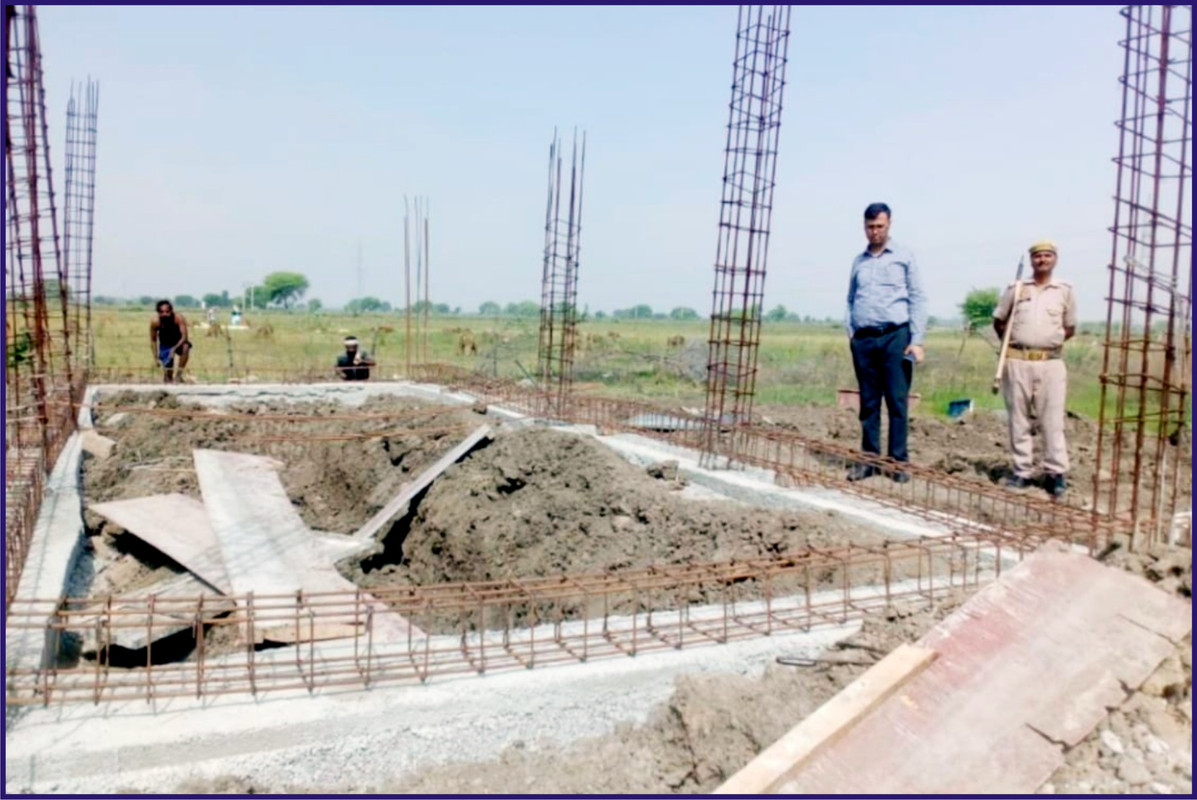 ग्राम विरगुवां बुजुर्ग में जलकल परिसर का एस.डी.एम. ने किया निरीक्षण