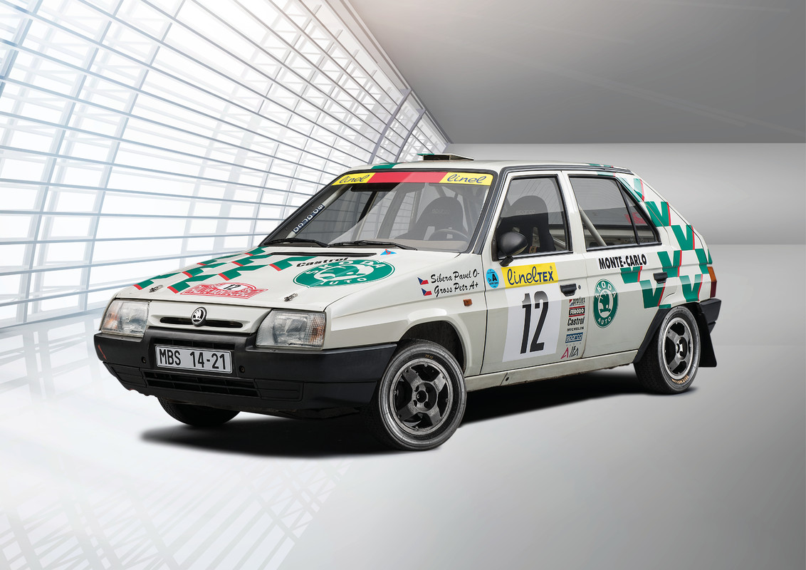 versiones-motorsport-del-koda-favorit-1989-todos-diferentes-y-aun-asi-familiares(2)