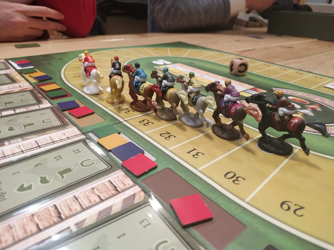 C57E44C2-54FD-4D09-83C1-862100392E3D