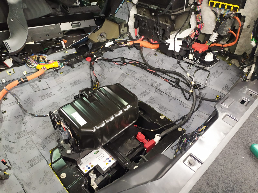 27 RRV 2020, перешив салона, шумка, зарядка