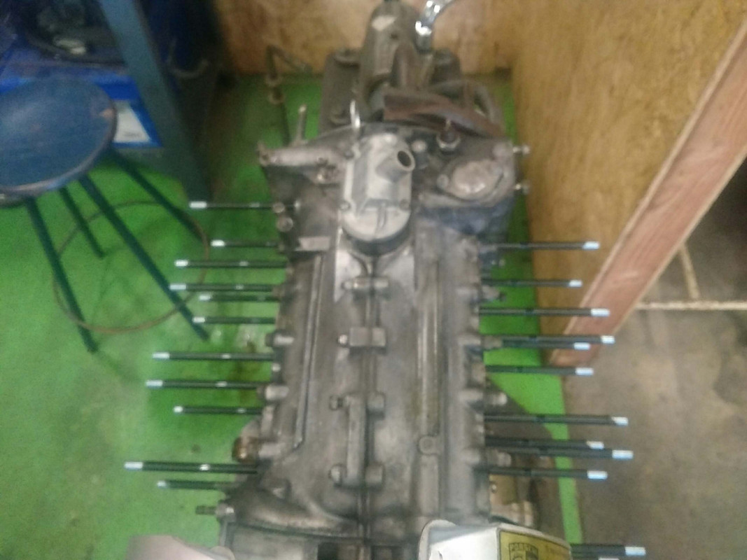 7B0B79E2-70F9-4A3C-90EE-DA2FD8CEF925