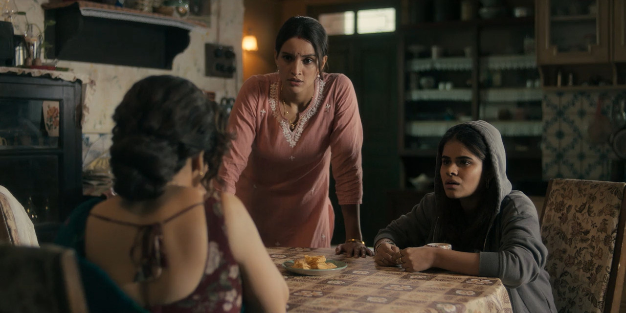 Maa Behen 2026 WebRip [Hindi + Tamil + Telugu] 480p 720p ESub Screenshot