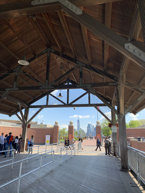 195D6405-E3C4-4E6A-9411-1FD6DCD2C757