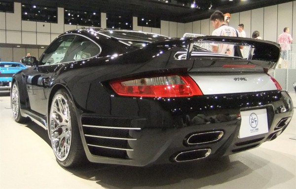 porsche-959-979-rear-2-600x382.jpg