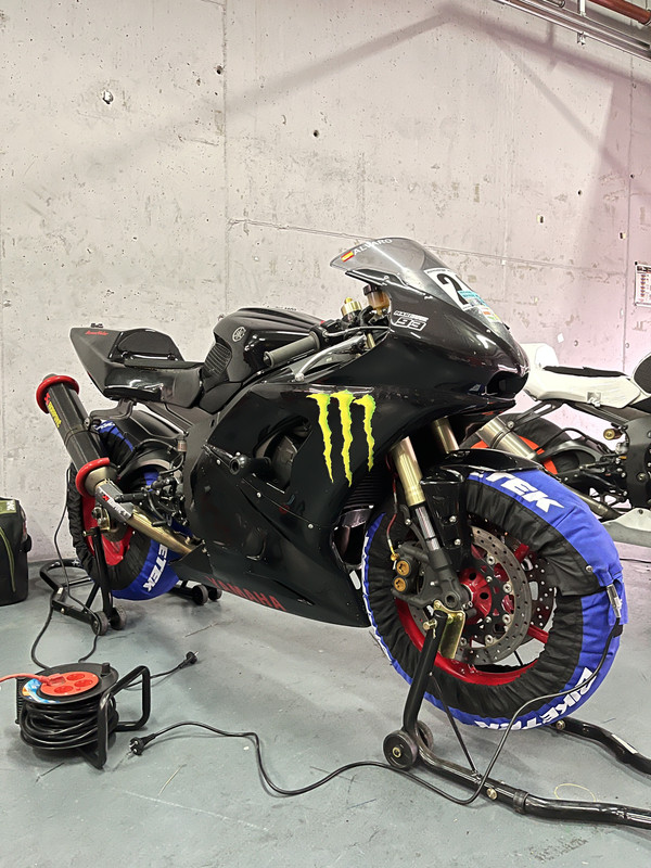 3E9B72BA-A381-4AC7-ACD3-78F2D462C710