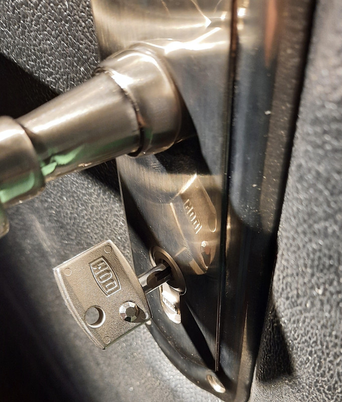 BC8C84EF-C90E-4D4E-91A1-2F8453DCBF64