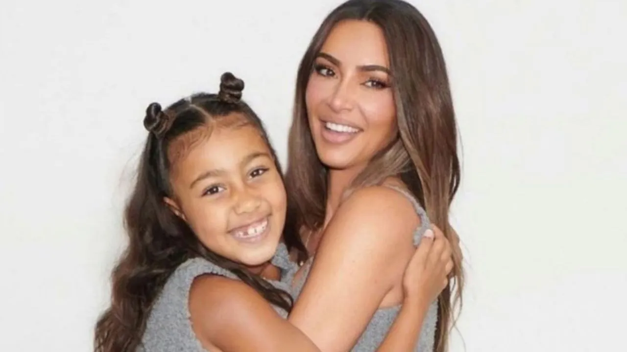 North West se burla de Kim Kardashian y su video se hace viral
