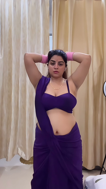 Vandana Pathak: Bust: 38" (38D) | Waist: 30" | Hips: 40"