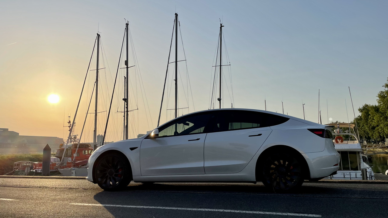 80A4D231-0955-4B5B-9C89-FDB854B916C0