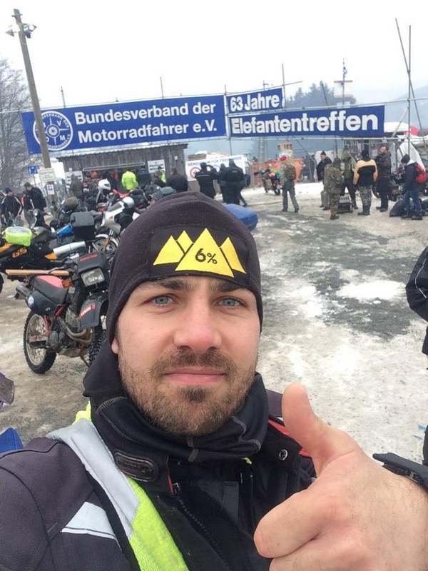 6CAA9F97-9E13-45A4-AD2D-8FDDB8EA1A5F