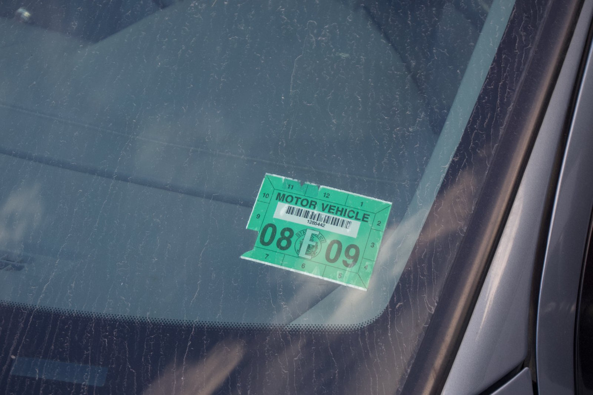 (E) 3067 JHY sticker