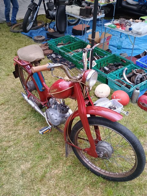 0d034c69-ff5a-49f8-b776-9d0341047a14