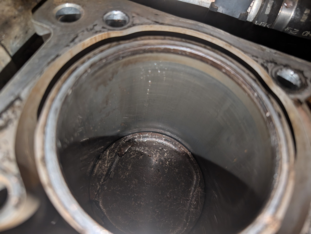 PXL_20241103_032337725