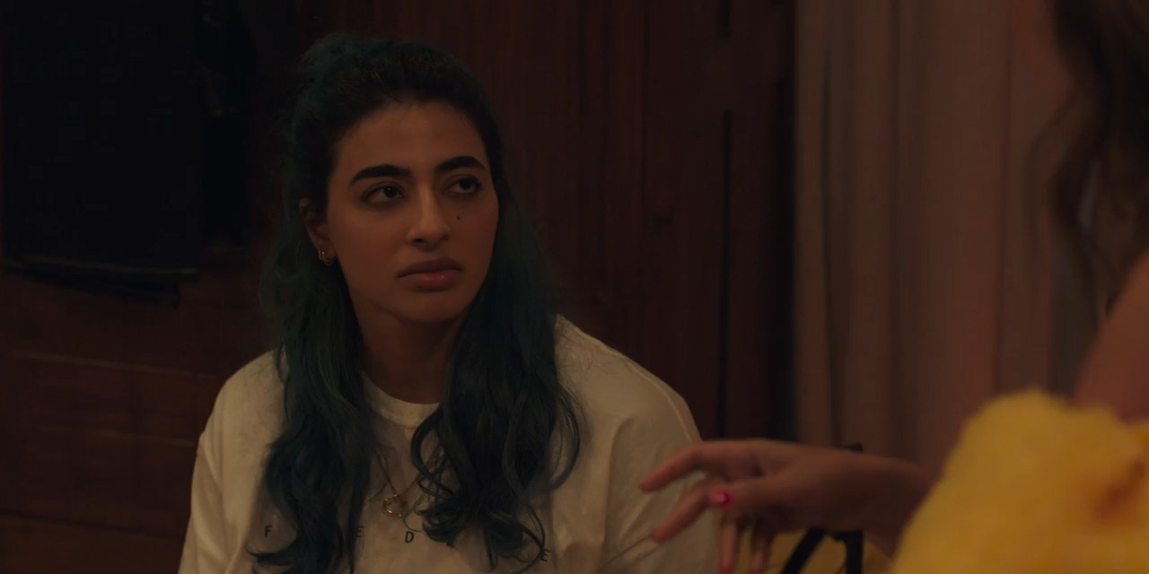 Four More Shots Please! 2022 WebRip Season 3 [Hindi + Tamil + Telugu + Malayalam + Kannada] 480p 720p ESub Screenshot