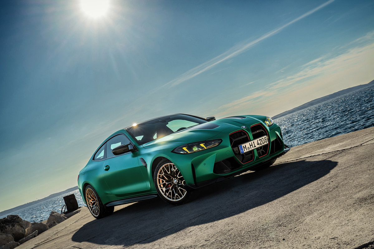 P90548628_highRes_the-all-new-bmw-m4-c