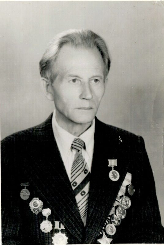 дед