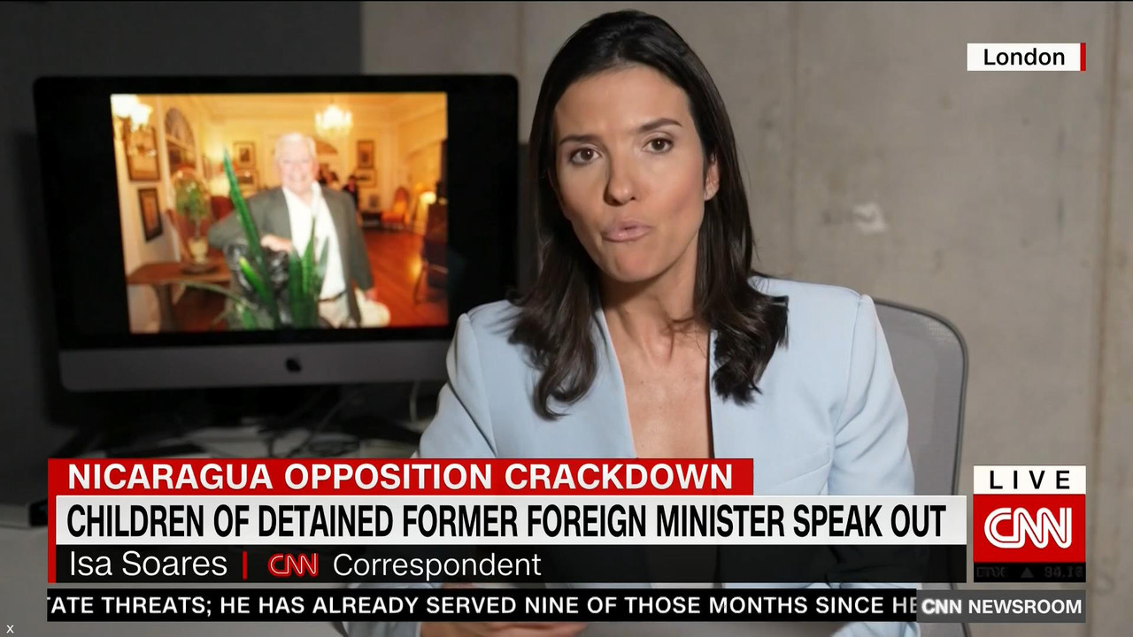 10.22 - 09.00.00 - CNN Newsroom with Isa Soares. Live from London, Is....ts_snapshot_00.54.36_[2021.
