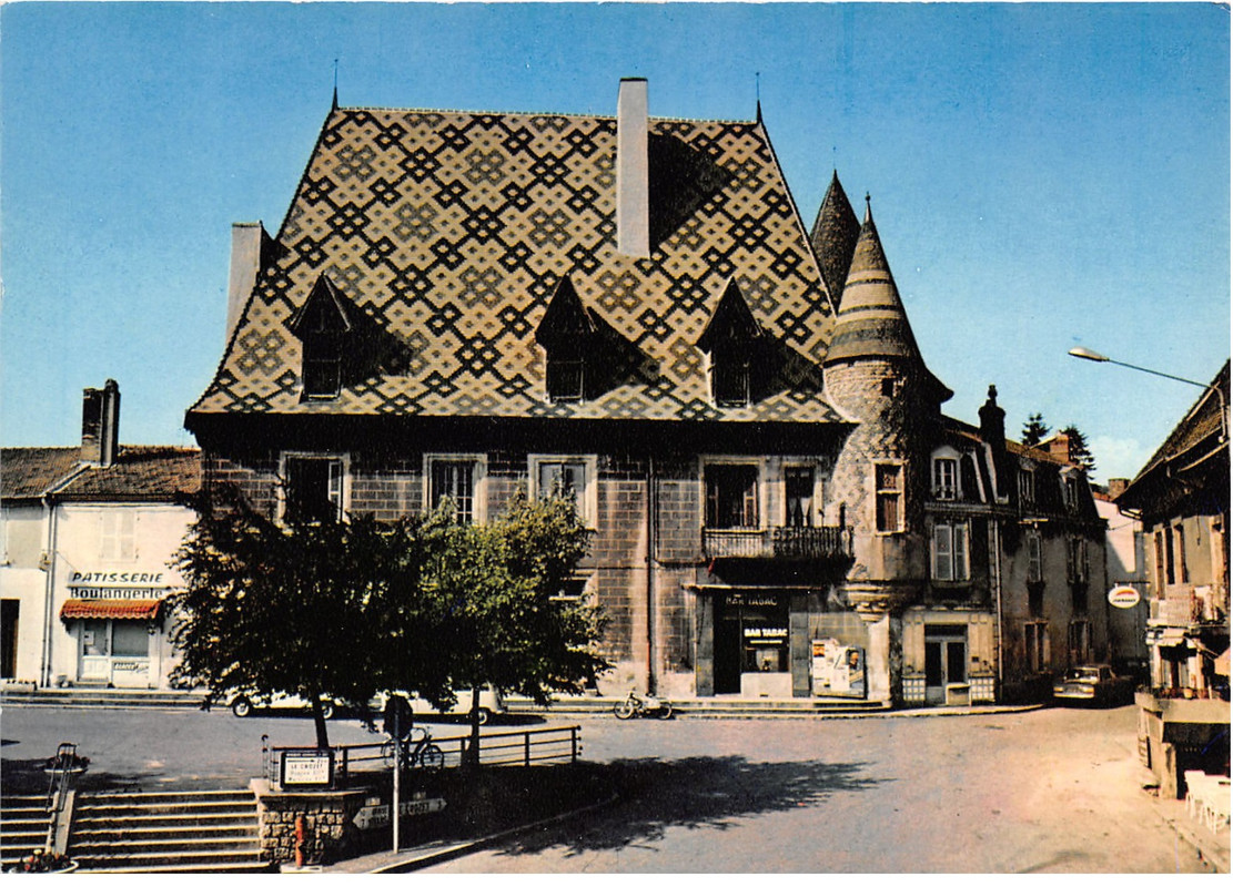 La Pacaudiére 42 le petit louvre