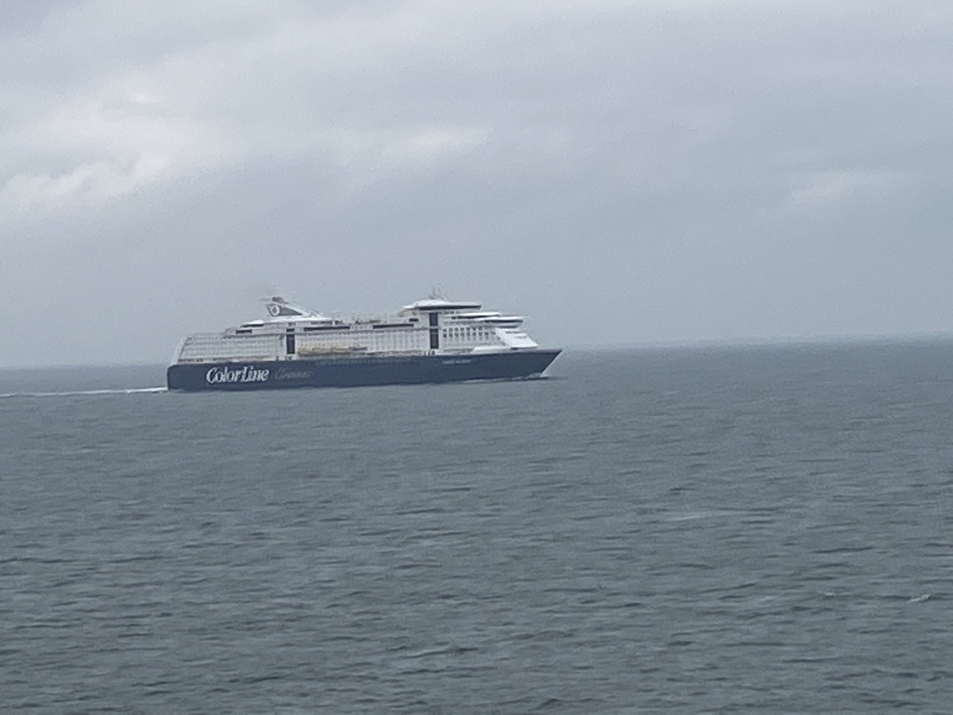 D491E097-A38B-44A0-8663-B1FDAFE81311