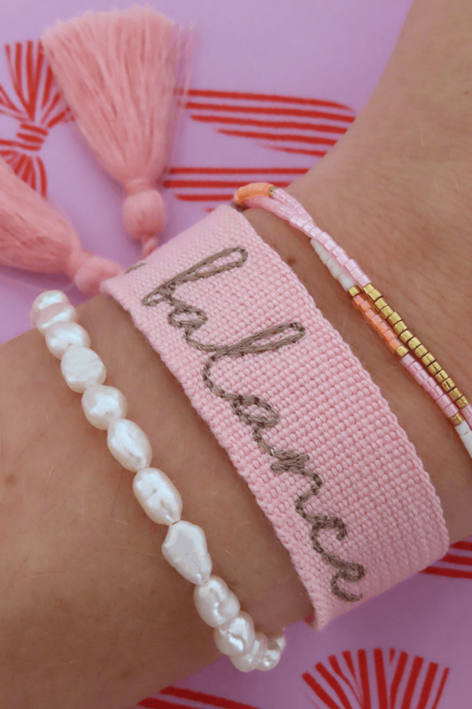 Designed for the pilates girl lifestyle ✨ The Pilates Set combines Pilates Girl and In Balance. A minimal yet expressive bracelet duo inspired by movement, strength and clean aesthetics.

Perfect for reformer classes, slow routines and modern fashion lovers who appreciate subtle statement pieces. Wear them stacked for a layered look or separately for a softer touch.

A balanced mix of confidence and calm.