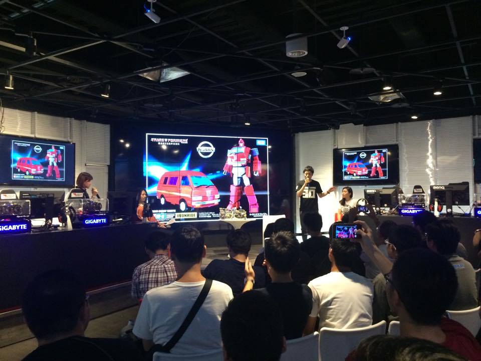 11745722_861547720598305_2598139136752950567_n