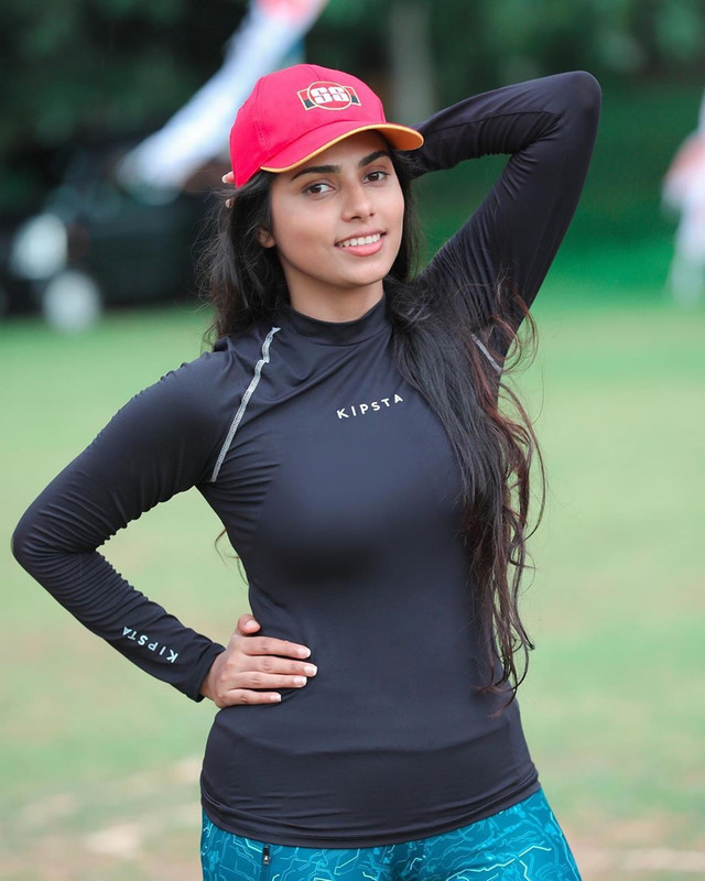 tanasha-hatharasingha-72637653-2531852340461652-2914518222314338.jpg