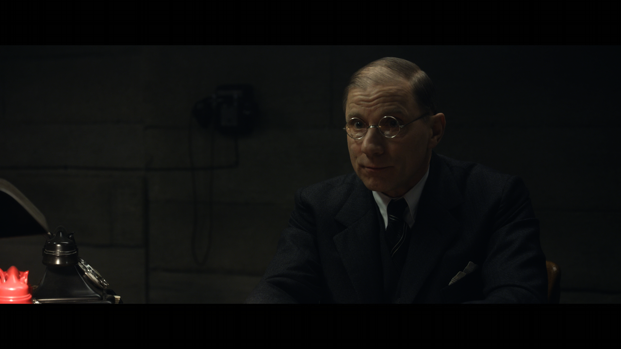 Allied.2016.2160p.UHD.BDRemux.DTS-HD.MA.HDR.DoVi.Hybrid.P8.by.DVT.mkv_snapshot_00.57.47_[2022.07.29_