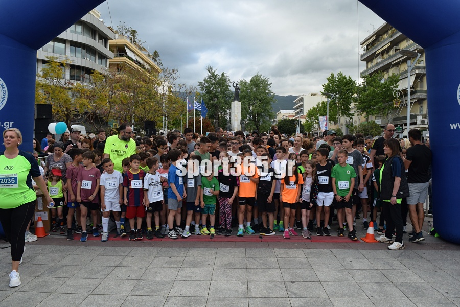 , 23&omicron;&sigmaf; &Alpha;&gamma;ώ&nu;&alpha;&sigmaf; &Delta;&rho;ό&mu;&omicron;&upsilon; &Kappa;&alpha;&lambda;&alpha;&mu;ά&tau;&alpha;&sigmaf;: &Mu;&iota;&alpha; &pi;&omicron;&lambda;ύ&chi;&rho;&omega;&mu;&eta; &gamma;&iota;&omicron;&rho;&tau;ή &alpha;&theta;&lambda;&eta;&tau;&iota;&sigma;&mu;&omicron;ύ &mu;&epsilon; &pi;&rho;&omega;&tau;&iota;έ&sigmaf; &Mu;&pi;&omicron;&upsilon;&rho;ί&kappa;&alpha; &kappa;&alpha;&iota; &Zeta;&omicron;&sigma;&kappa;ί&nu; (&phi;&omega;&tau;&omicron;&gamma;&rho;&alpha;&phi;ί&epsilon;&sigmaf; &kappa;&alpha;&iota; &beta;ί&nu;&tau;&epsilon;&omicron;)