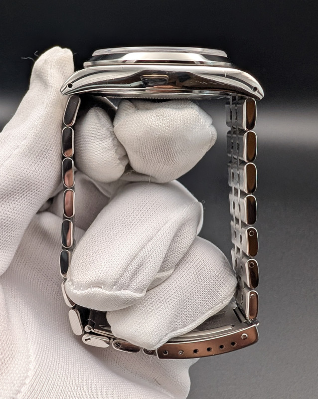 PXL 20251121 012636477