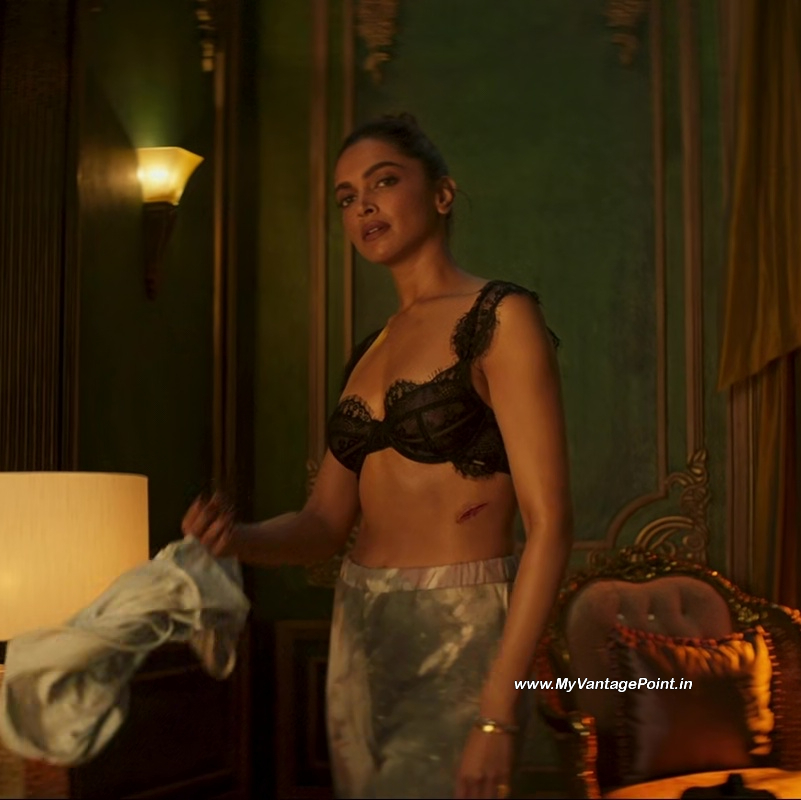 106-Deepika-Padukone-Hot-Scene-in-Pathaan-Movie-with-Shah-Rukh-Khan-My-Vantage-Point