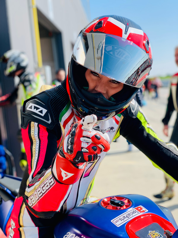 926324FF-F4BB-4832-A898-891ACBAA04B2