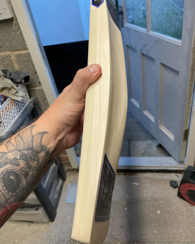 EC0F094C-7AE4-4FFB-9758-9BA94D890C3D