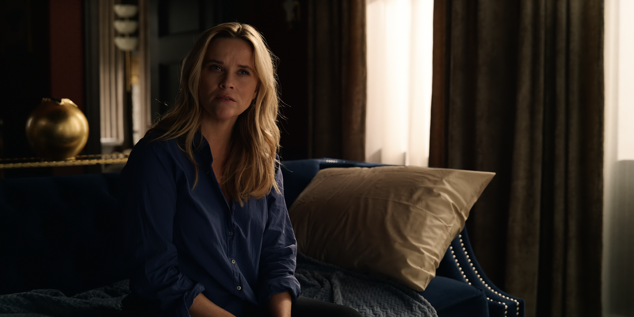 The.Morning.Show.S02E09.Testimony.2160p.10bit.ATVP.WEB-DL.DDP5.1.HEVC-Vyndros.mkv_snapshot_03.30_[20