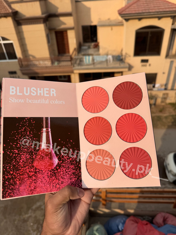 Mocallure Ultimate Utopia Makeup Book Palette - image 4