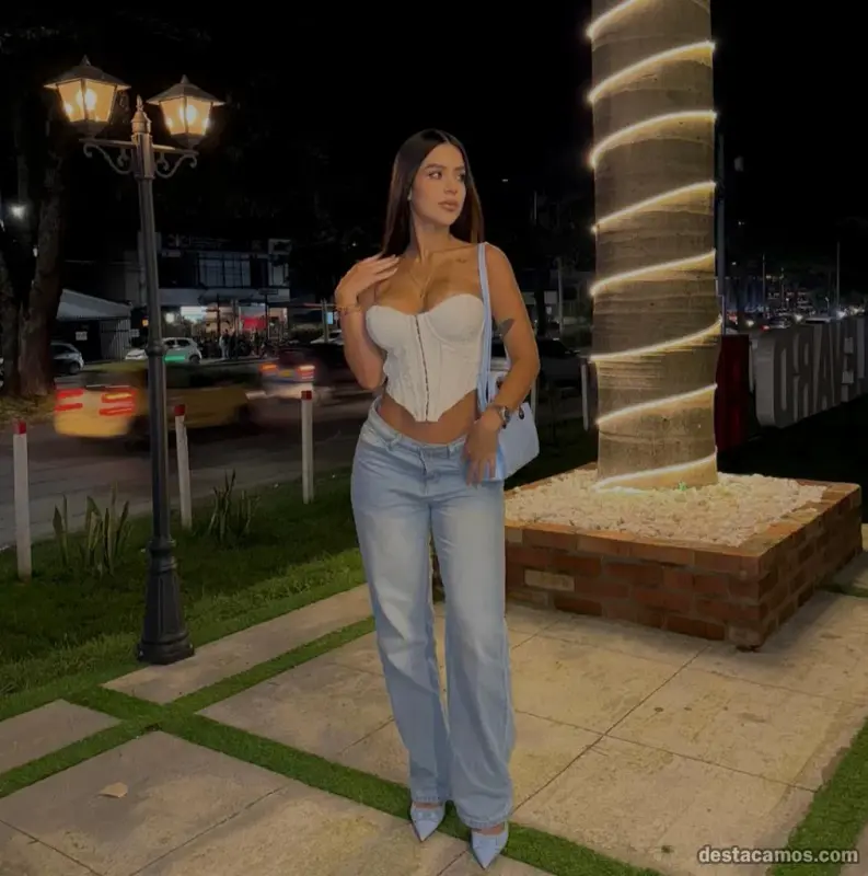 637716472-mujer-de-compania-en-almeria-vb1U5Y