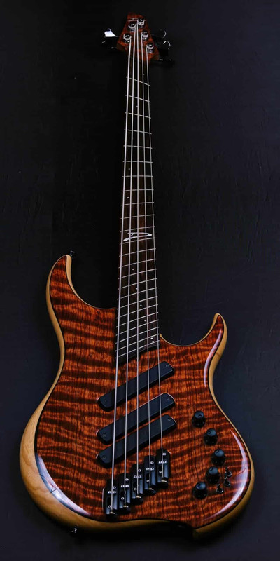 Dingwall-Z3-Quilted-Bubinga-top-2011-PRE-OWNED-2