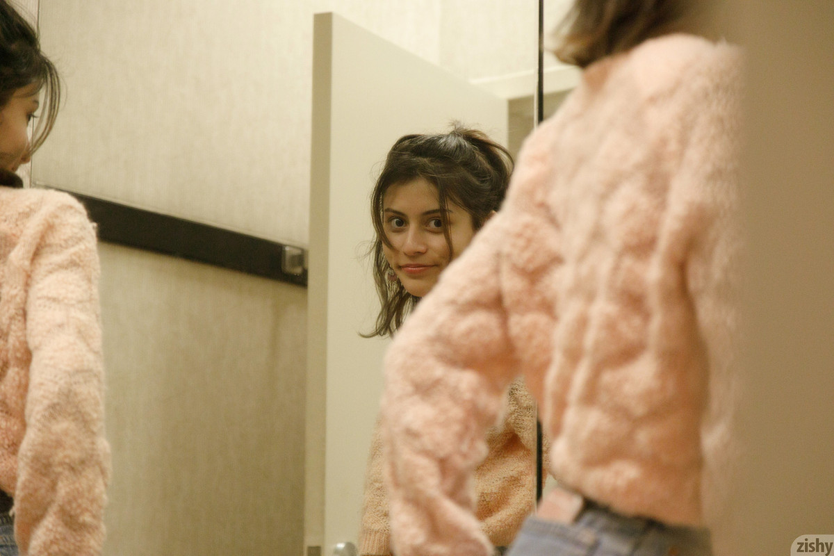 full_028_0951095708104933