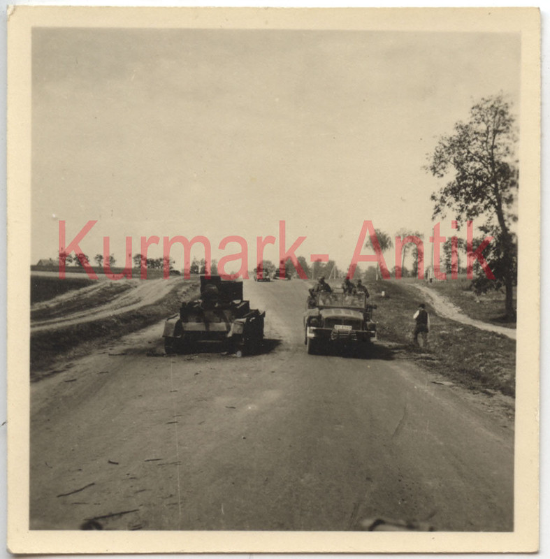 Foto Wehrmacht PKW LKW Kübel Horch Beute Panzer Russland