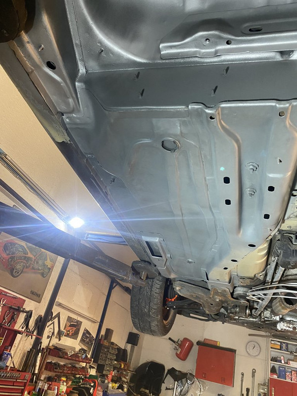 D74332A8-5F76-48B6-9855-EAC52E913DE3