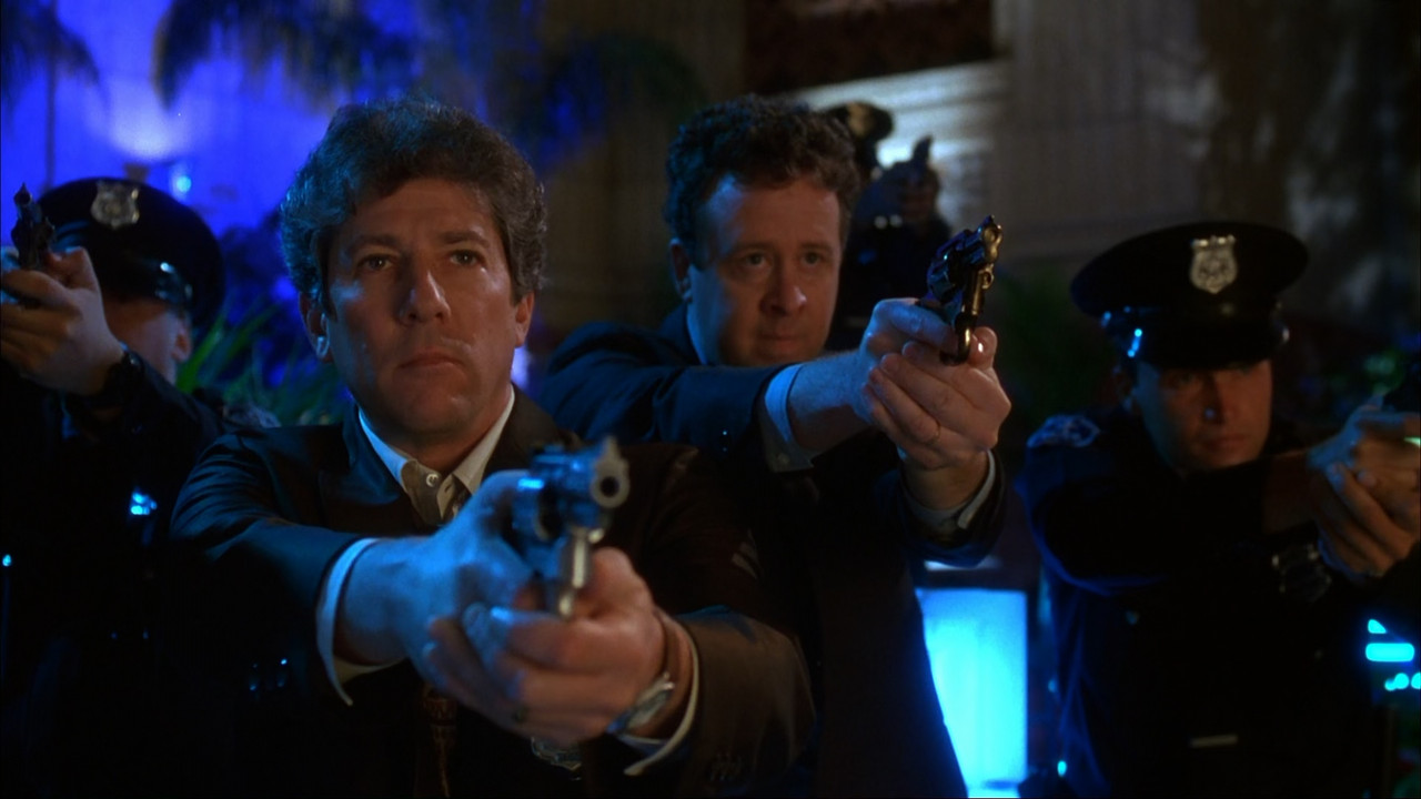 The Mask (1994).mkv_snapshot_00.45.13_[2018.02.12_22.15.55]