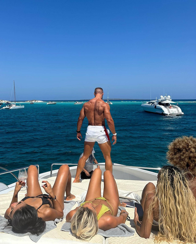 tumblr_26d7b7b99cf97e5dd7fb8488dff97b3a_80f05188_2048