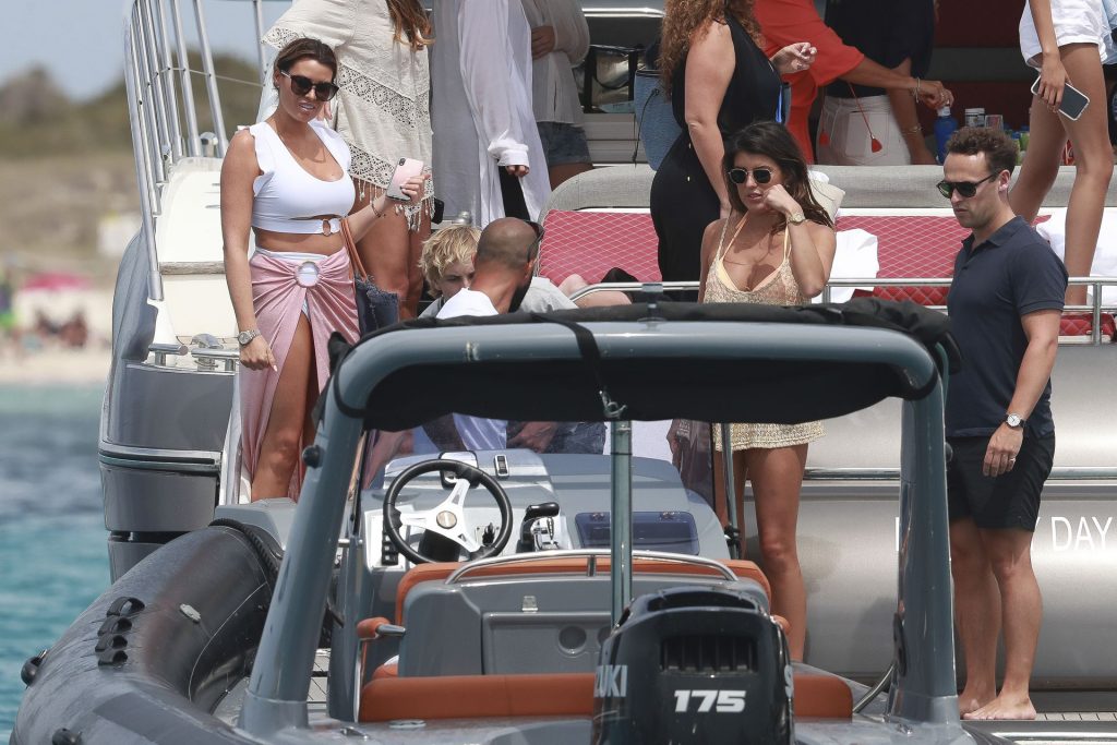 Jess-Wright-Sexy-The-Fappening-Blog-com-9-1024x683