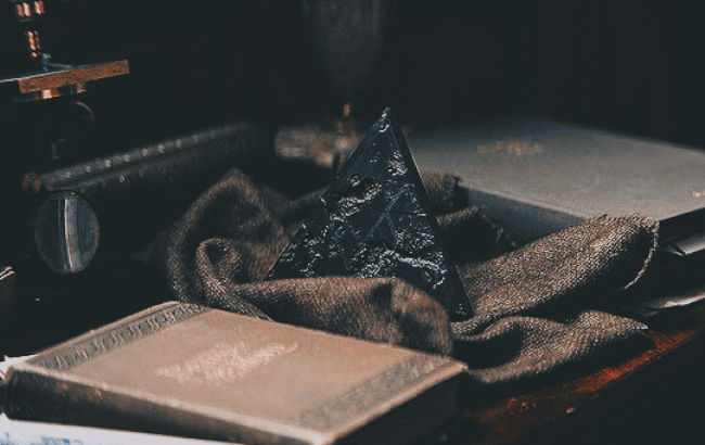 10ff9aadfe06590e85dcaac7fb36607c-ezgif-com-crop.gif