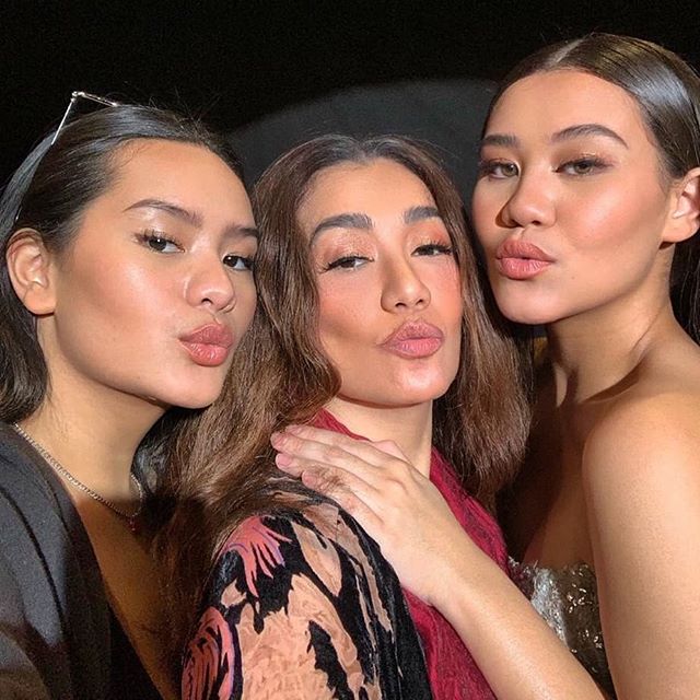 7 Potret Reza Artamevia dan kedua anaknya, family goals