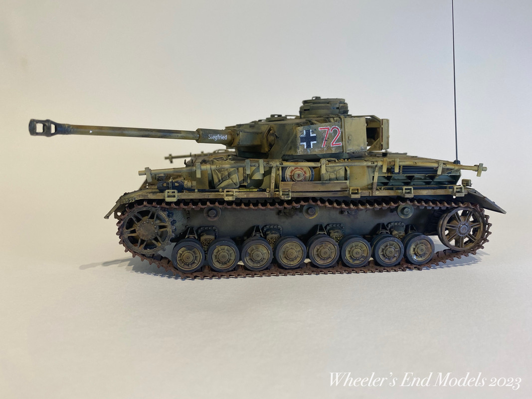 1-35-Border-Model-Panzer-IV-Ausf-J0001.j