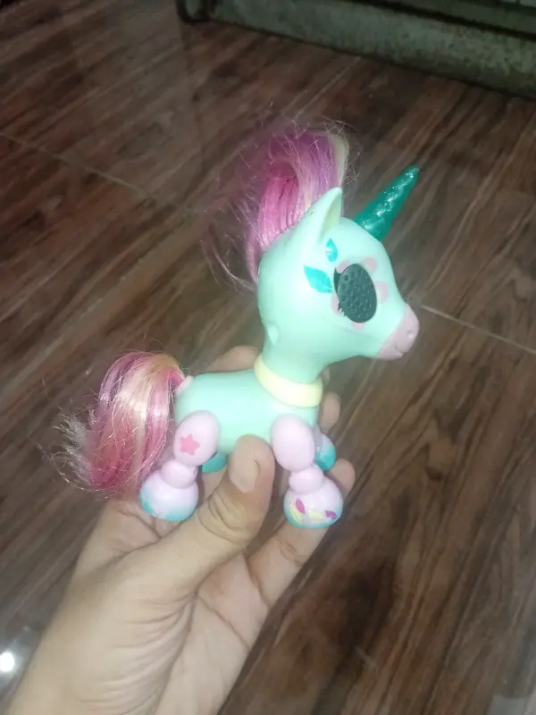 Imported Zoomer Zupps Tiny Unicorn Breeze