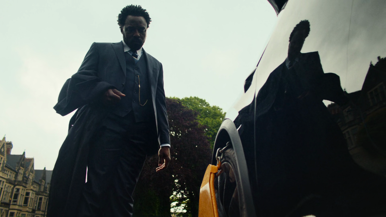 His Dark Materials (2019) S01E03 The Spies (1080p AMZN Webrip x265 10bit EAC3 5.1 - Goki)