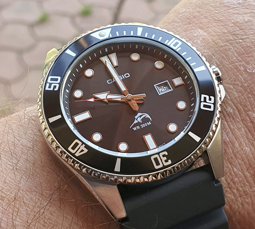 B805A0CD-4A9C-4C54-80DD-80815FEC2C11