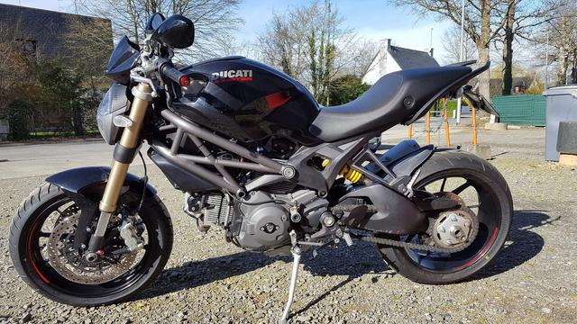 DUCATI 1100 MONSTER EVO 2012 (1)