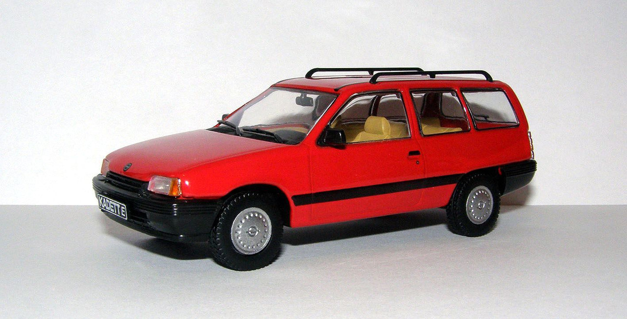 1990 Opel Kadett (E2) Caravan (IXO Models for Eaglemoss Publicat